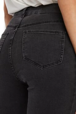 "NMCallie HW Skinny Jeans" Jeans Dunkelgrau Von Noisy May -Forbunrs Geschaft 465591d2