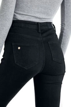 "NMCallie Chic HW Jeans" Jeans Schwarz Von Noisy May -Forbunrs Geschaft 465593d2