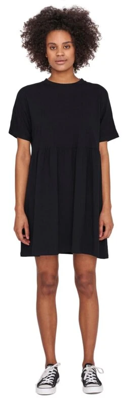 "NMKerry Short Dress" Kurzes Kleid Schwarz Von Noisy May -Forbunrs Geschaft 475860wa