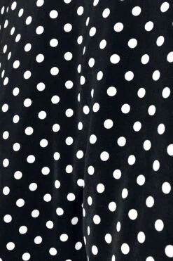 "Schulterfreies Swing-Kleid" Mittellanges Kleid Schwarz/weiß Von Belsira 13 "Schulterfreies Swing-Kleid" Mittellanges Kleid Schwarz/weiß Von Belsira -Forbunrs Geschaft 495400wd