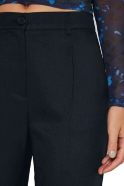 "NMDREWIE HW STRAIGHT PANTS KO NOOS" Stoffhose Schwarz Von Noisy May -Forbunrs Geschaft 535333wd